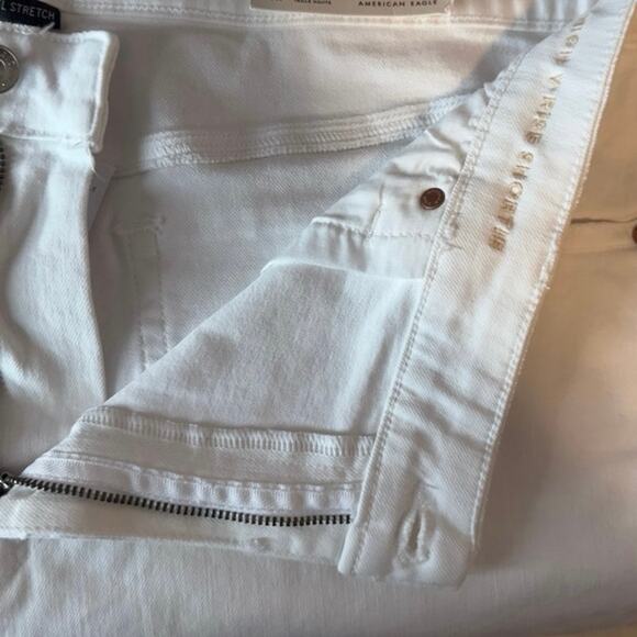 NWT American Eagle Next Level Stretch High V-Rise Shortie Size 20 White Summer - Picture 9 of 13